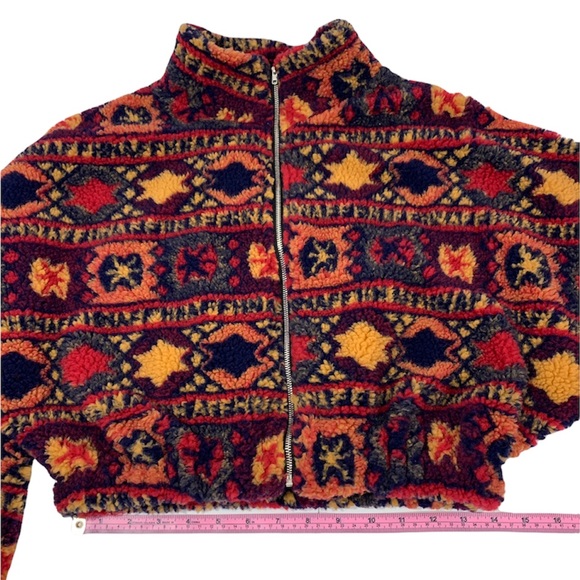 🎉Host Pick🎉 Zaful Fluffy/Fuzzy Full Zipped Crop Light Jacket - Picture 10 of 12